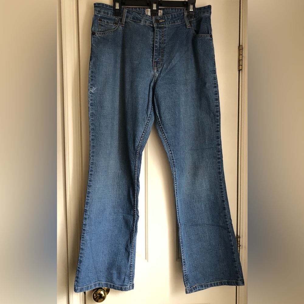 Levi’s Straus Stretch Mid Rise Boot Cut Jeans